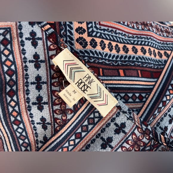 Pink Rose Boho/Tribal V-Neck Dress - Picture 4 of 4